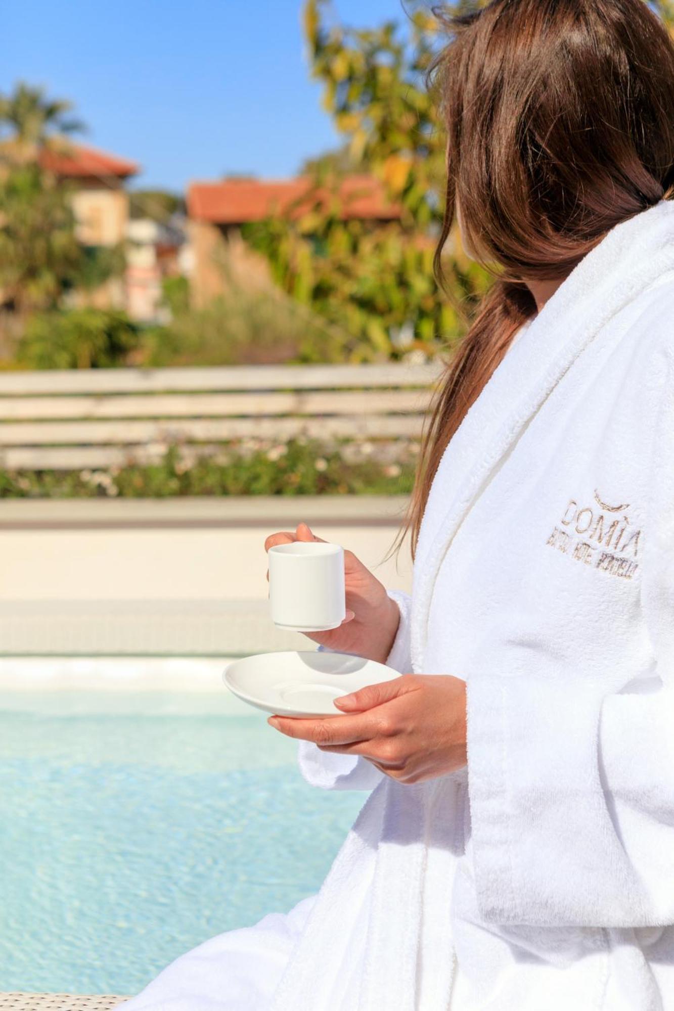Domia Boutique Hotel E Cucina مونديلّو المظهر الخارجي الصورة